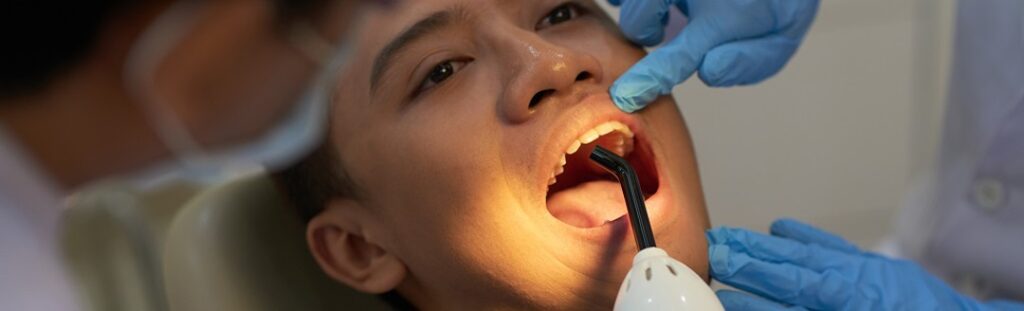 Quenching the Thirst: Exploring Solutions for Dry Mouth – Insights from 4smile.
